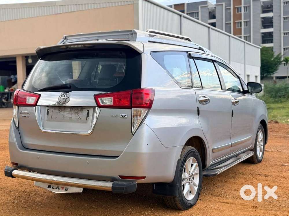 Toyota Innova Crysta [2020-ongoing] 2.4 Vx 8 Str, 2018, Diesel