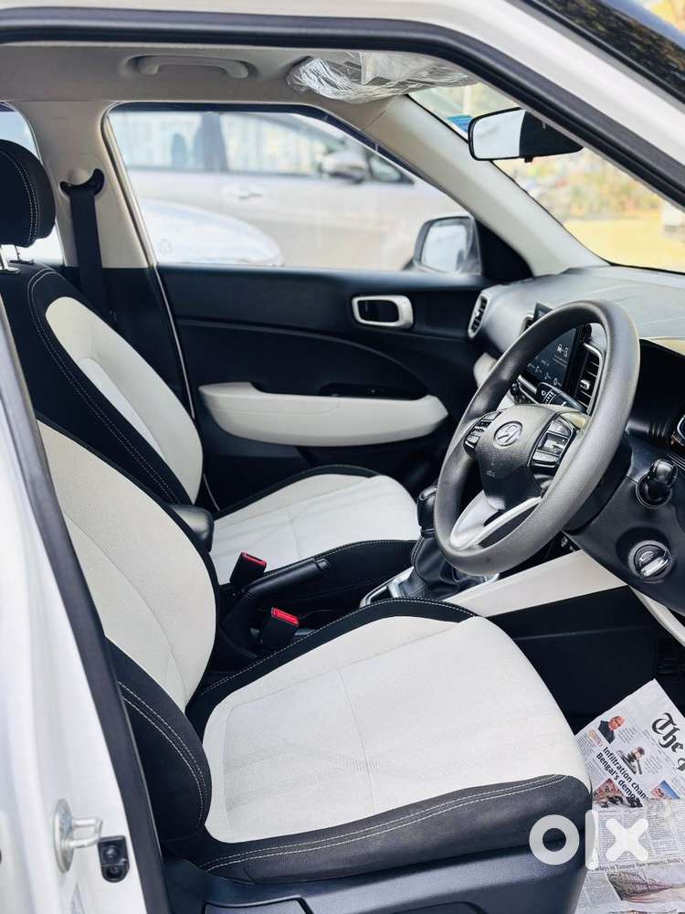 Hyundai Venue S (o) 1.0 Turbo Mt, 2024, Petrol