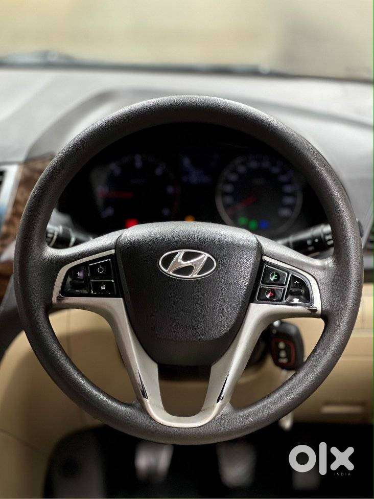 Hyundai Verna Crdi Vgt Sx 1.5, 2014, Diesel