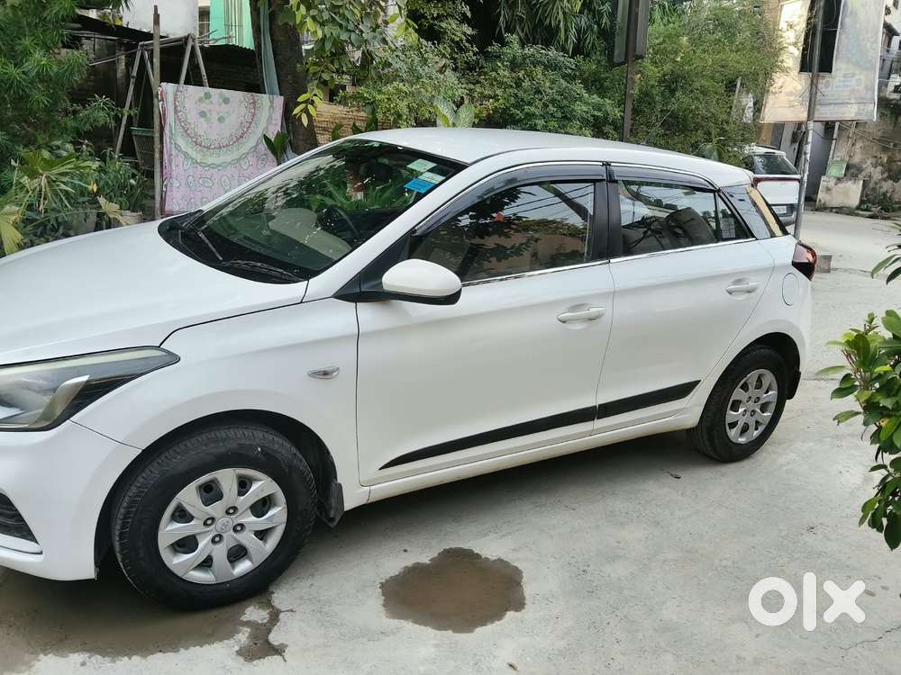Hyundai I20 Petrol Cvt Magna Executive, 2018, Petrol