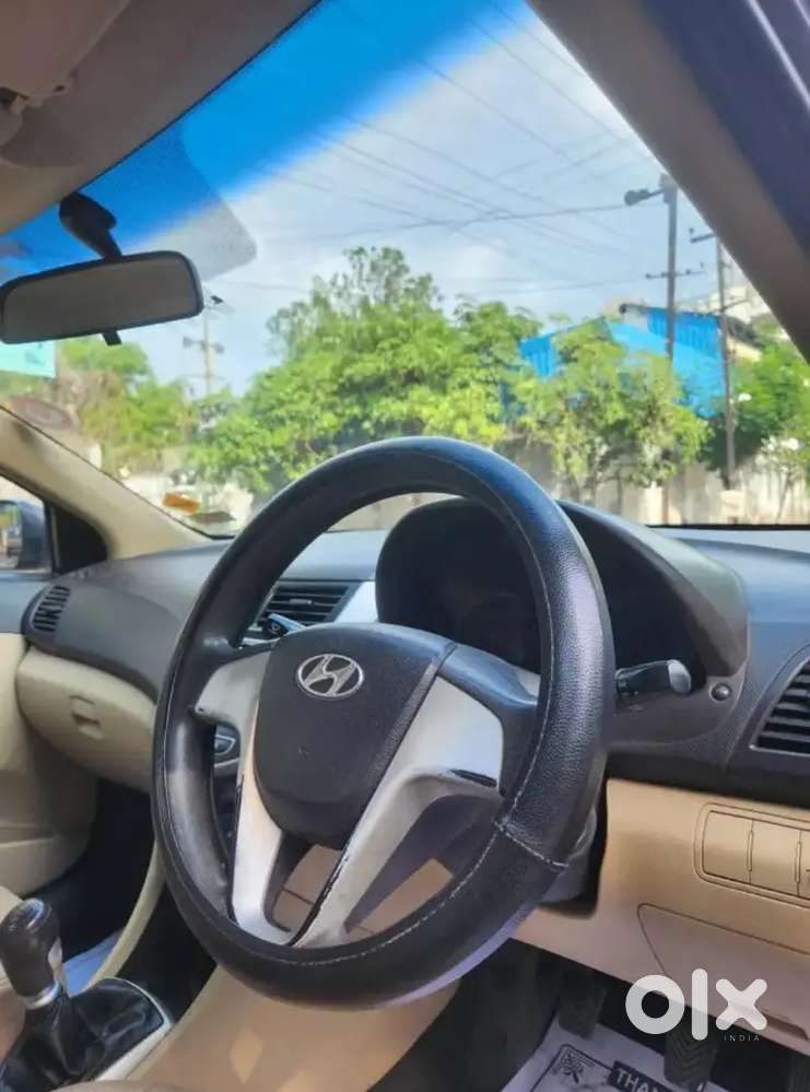 Hyundai Verna 2012 Petrol 97000 Km Driven