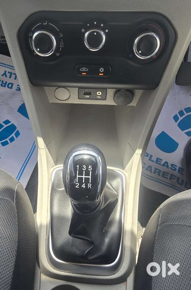 Tata Tiago 1.2 Revotron Xt, 2017, Petrol