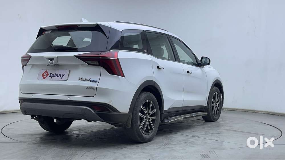 Mahindra Xuv700 2.2 Ax 7 Diesel Mt Luxury Pack Str, 2022, Diesel