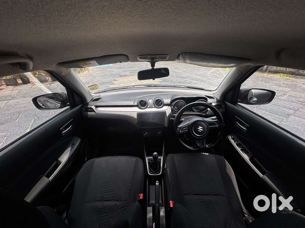 Maruti Suzuki Swift Vxi Optional, 2023, Petrol