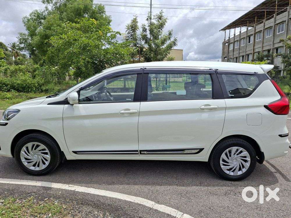 Maruti Suzuki Ertiga 2022-2023  Vxi, 2022, Cng & Hybrids
