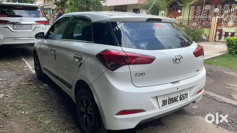 Hyundai Elite I20 2017 Diesel 96000 Km Driven
