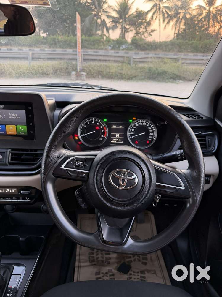 Toyota Glanza 1.2 S Amt, 2023, Petrol