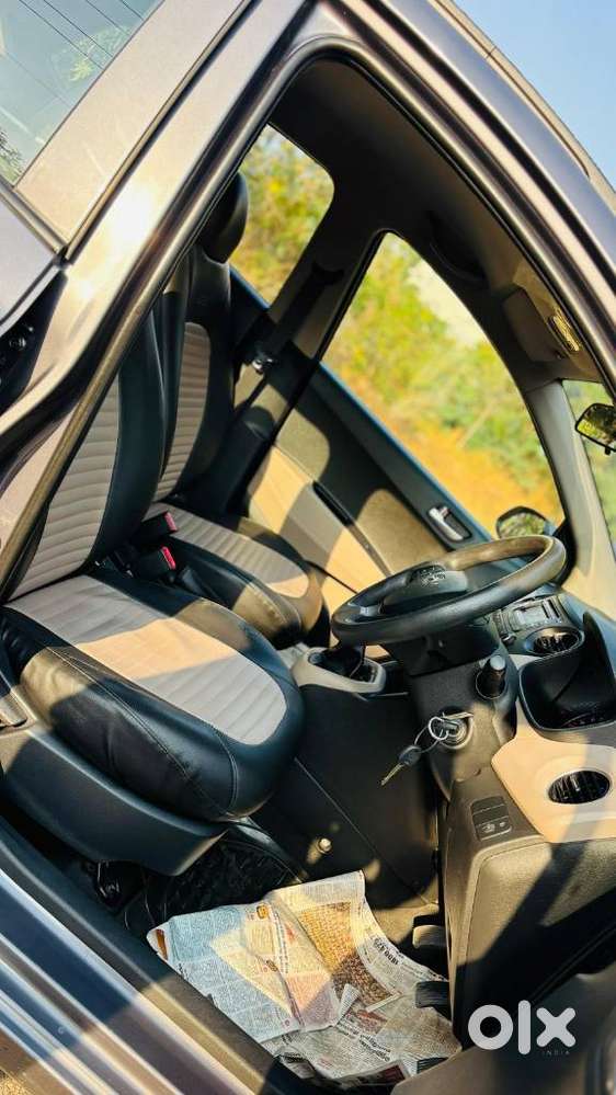 Hyundai Grand I10 2013-2016 Sportz, 2016, Petrol