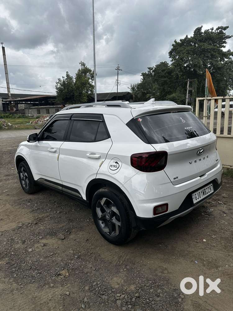 Hyundai Venue 1.0 Sx (o) Turbo Imt, 2021, Petrol