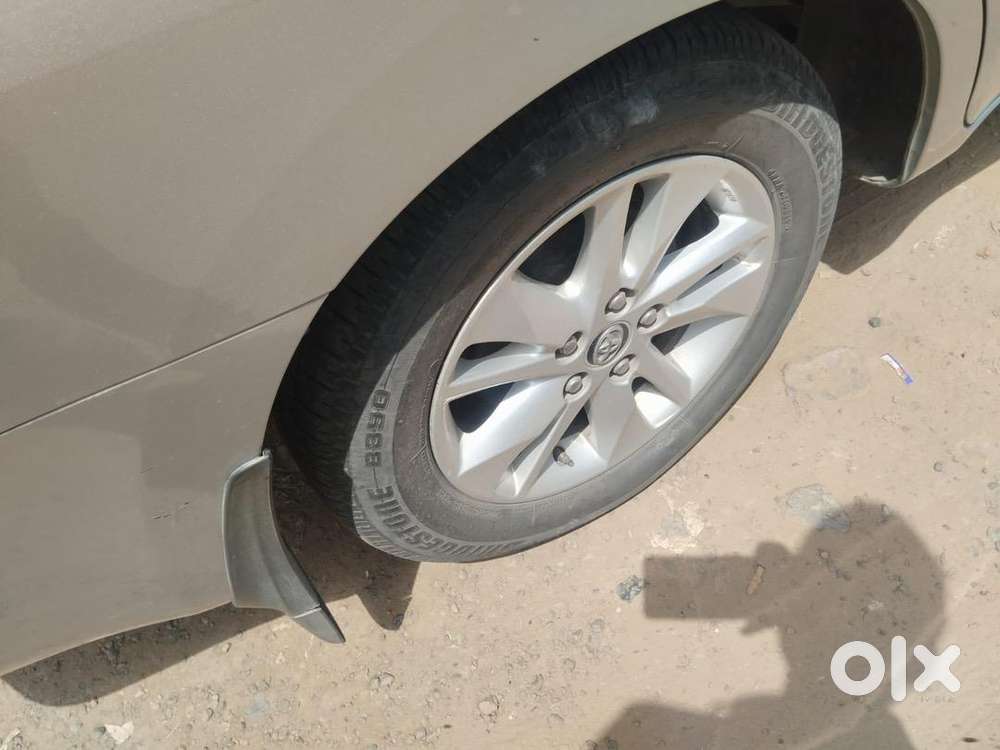 Toyota Innova Crysta 2017 Diesel 39500 Km Driven