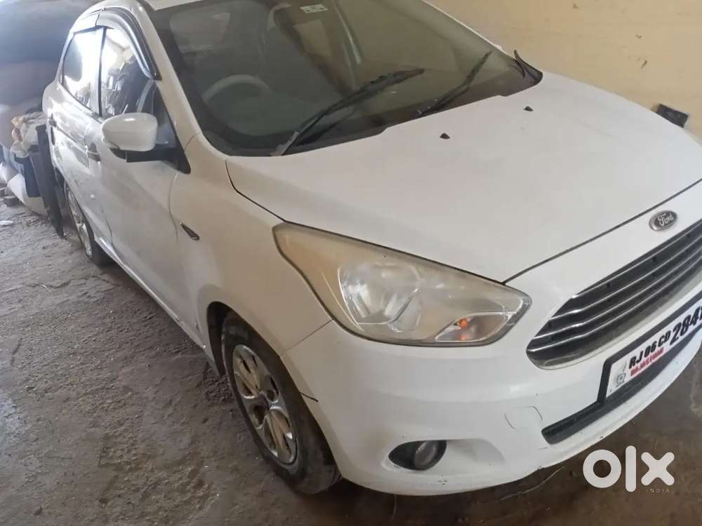 Ford Aspire Titanium Blu 2018 Petrol