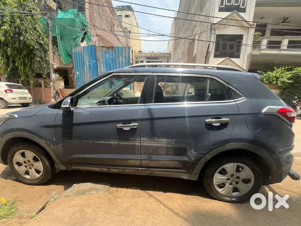 Hyundai Creta Petrol Manual 2016 Model Well Conditioned