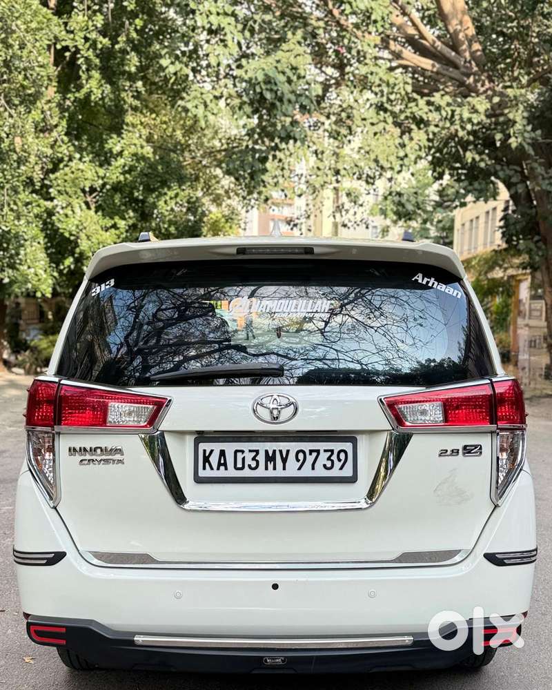 Toyota Innova Crysta 2.8z Automatic, 2016, Diesel