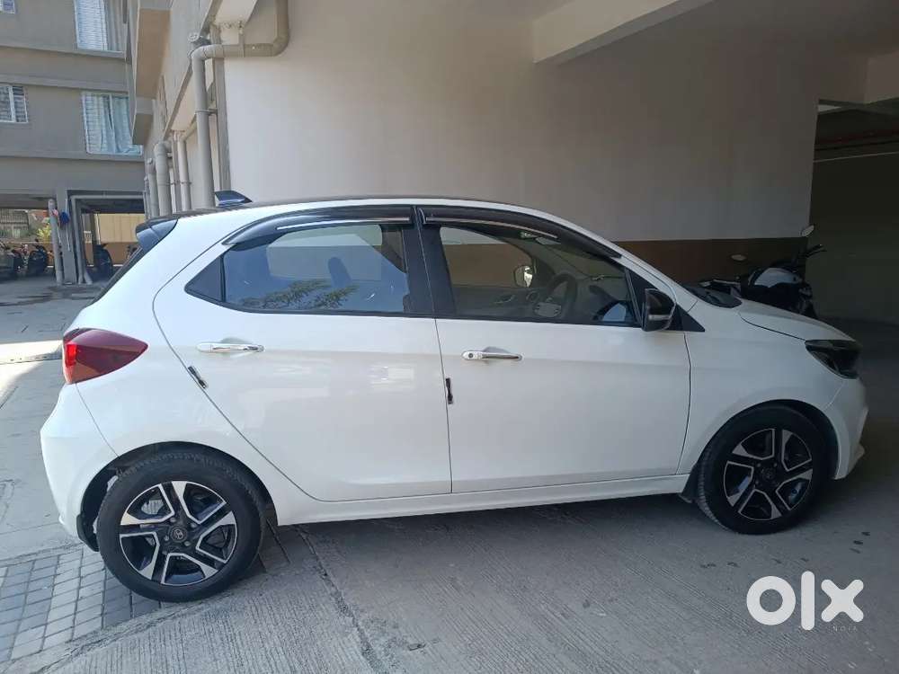 Tata Tiago 1.2 Revotron Petrol 2025