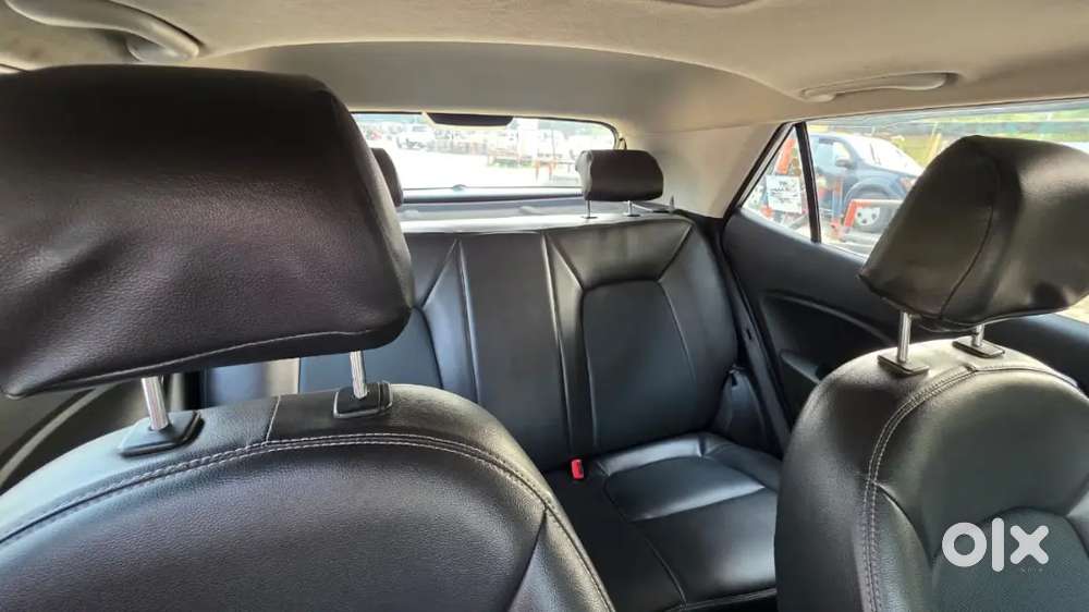 Hyundai Venue 2020 Diesel 65000 Km Driven