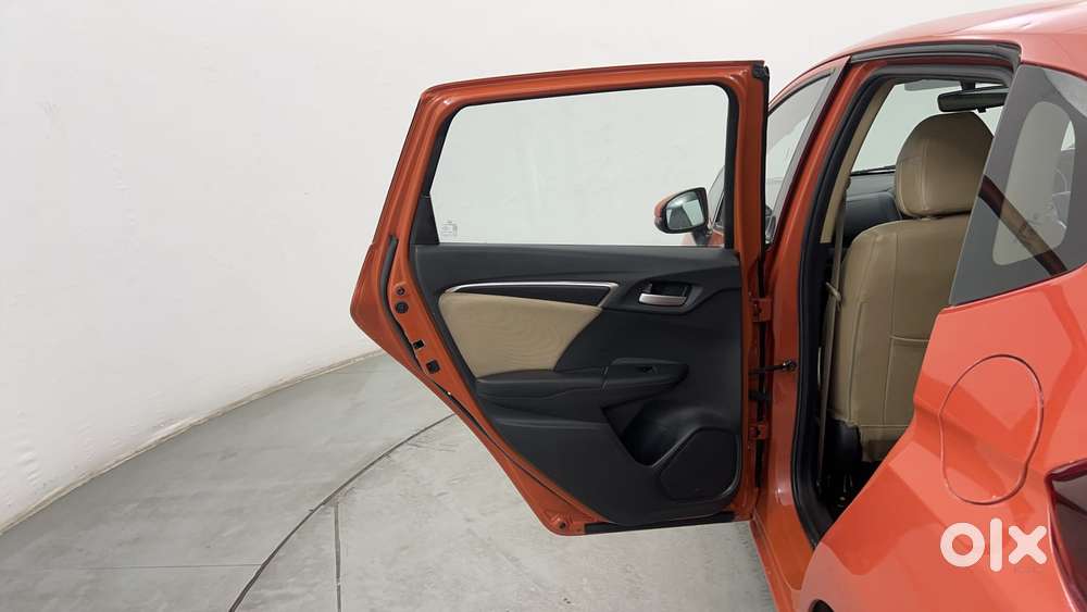 Honda Jazz [2020-2023] 1.2 V I-vtec Mt, 2016, Petrol
