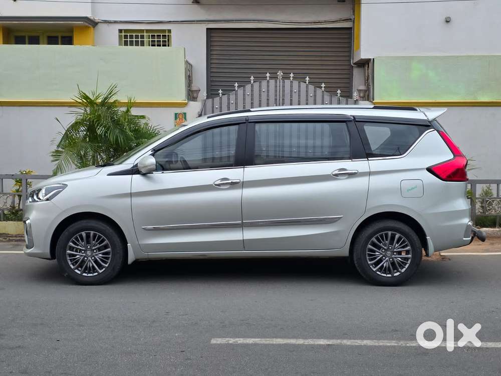 Maruti Suzuki Ertiga Zxi Plus Shvs, 2020, Petrol