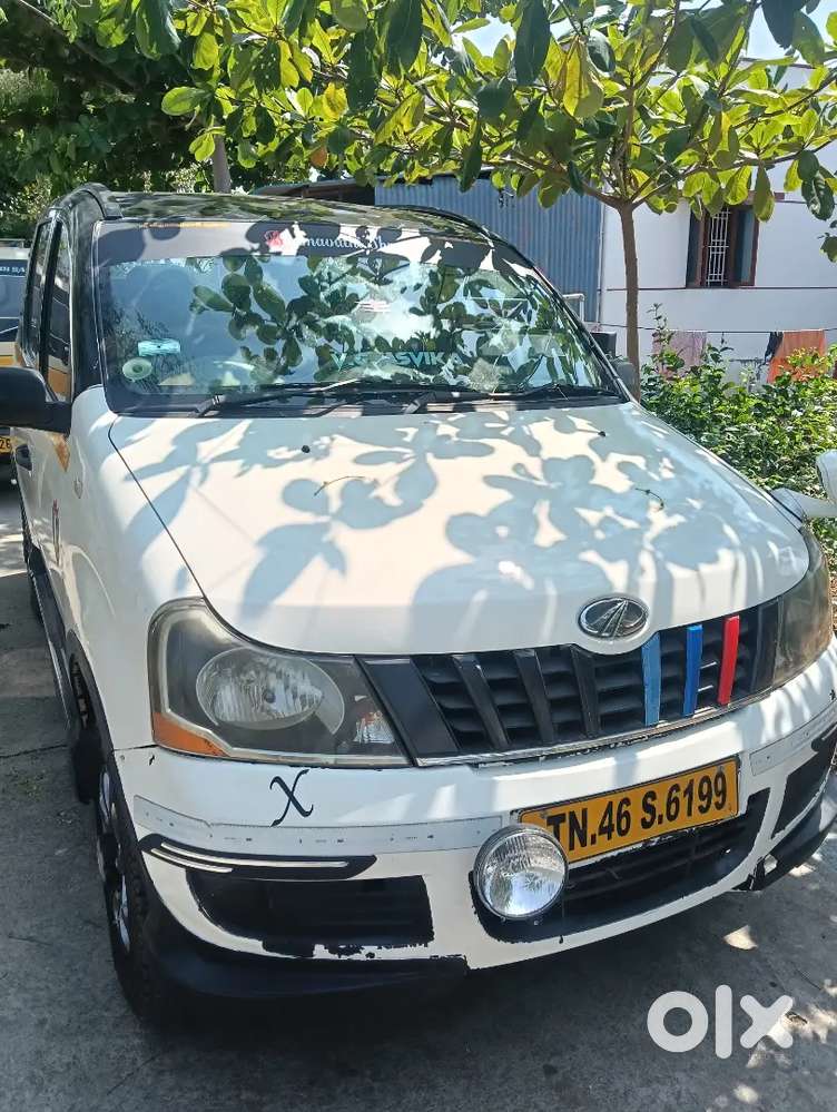 Mahindra Xylo 2015