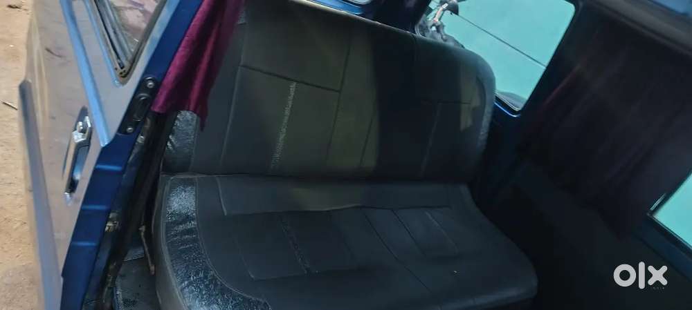 Maruti Suzuki Omni 5 Seater 2006