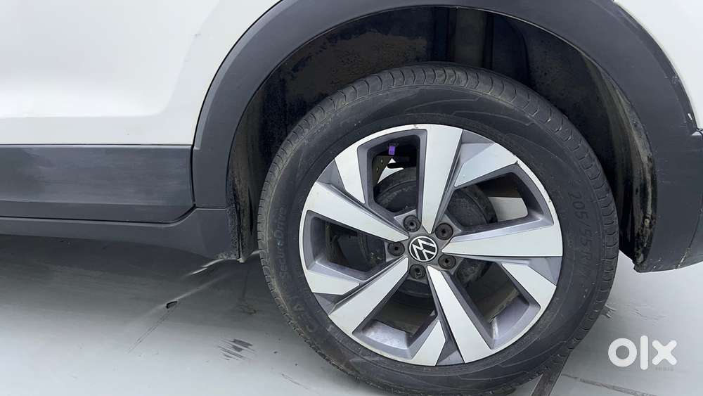Volkswagen Taigun Topline 1.0 Tsi At (electric Seats), 2021, Petrol