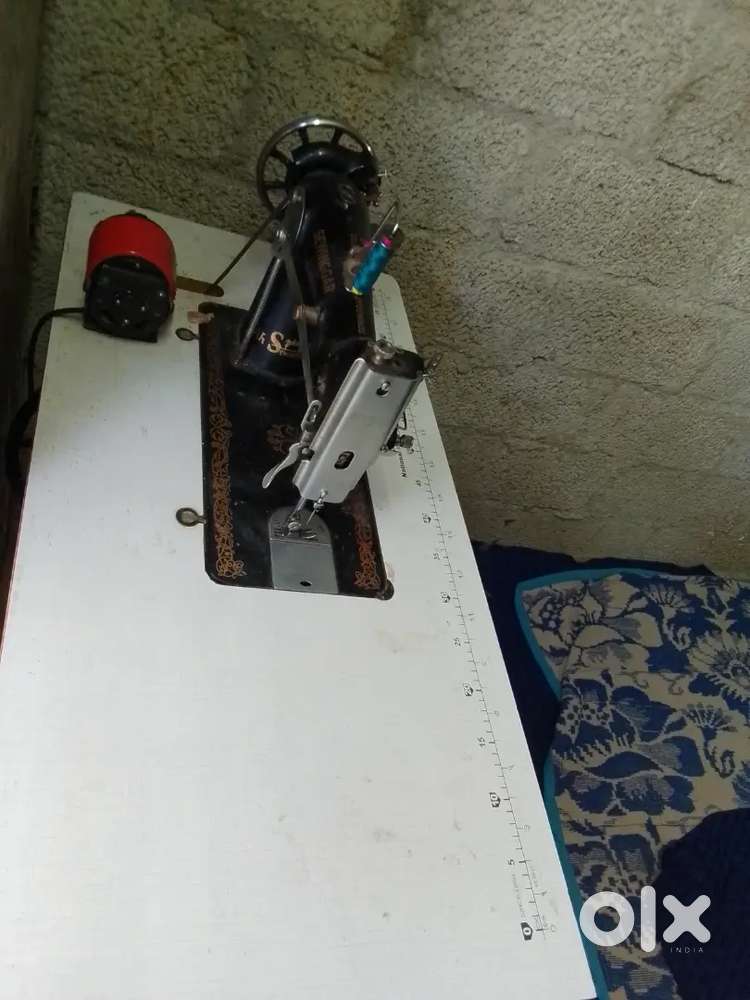 Ready to use Umbrella SewinggarTA-1 stitching machin in good condition