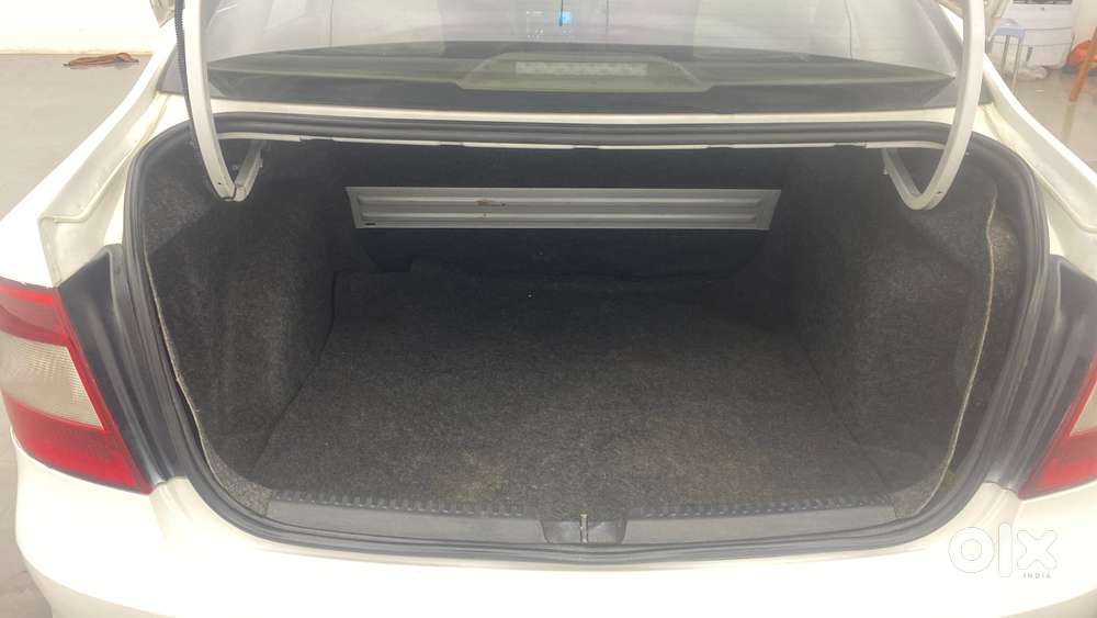 Skoda Rapid 1.5 Tdi At Elegance, 2015, Diesel