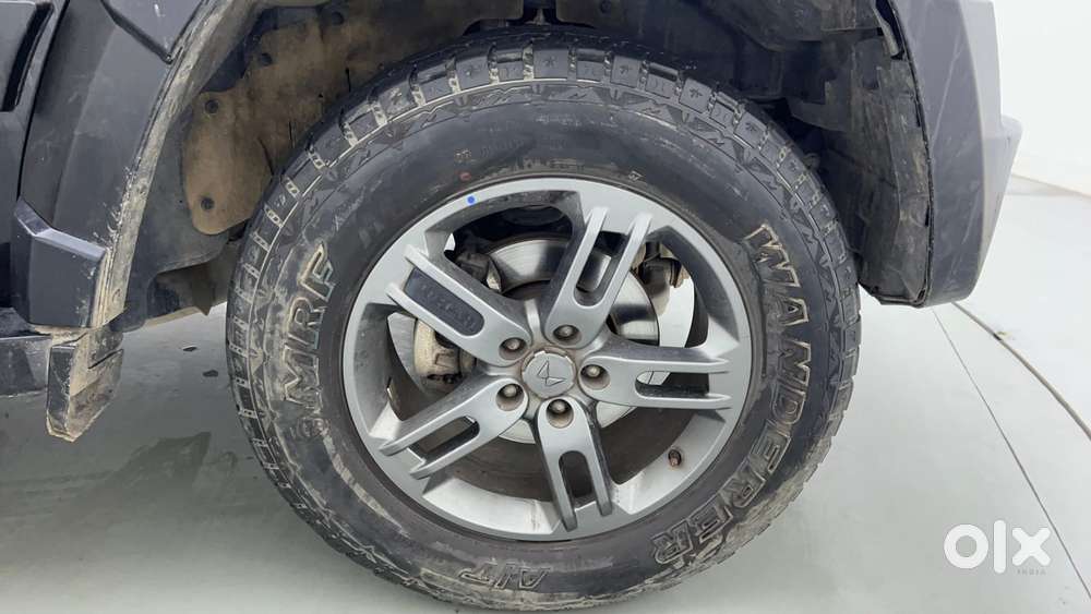 Mahindra Thar Lx Hard Top Petrol Mt 4wd, 2024, Petrol