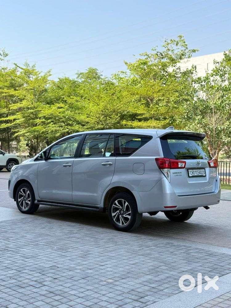 Toyota Innova Crysta [2020-ongoing] 2.7 Gx Mt 7 Str, 2021, Diesel
