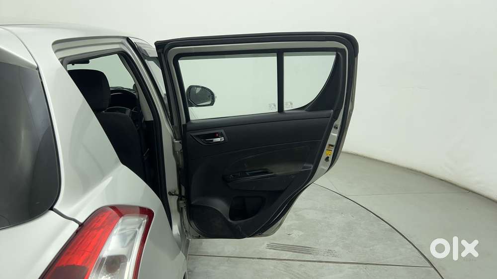 Maruti Suzuki Swift Vvt Vxi, 2016, Petrol