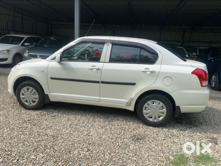 Maruti Suzuki Swift Dzire Lxi Option, 2011, Petrol