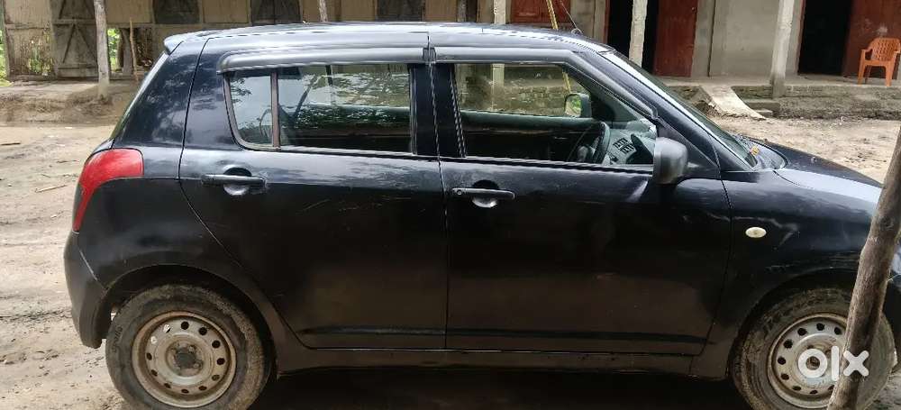 Maruti Swift Lxi 207 Petrol