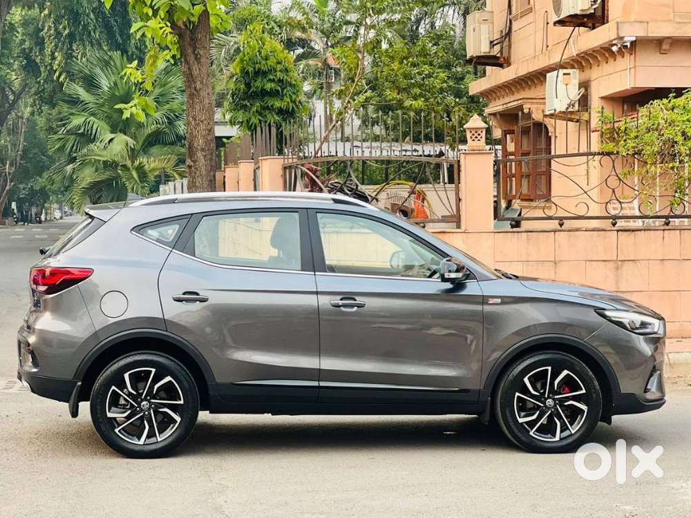 Mg Astor 1.5 Savvy Cvt S Red, 2023, Petrol