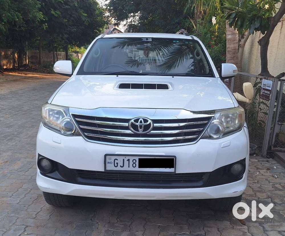 Toyota Fortuner 3.0 4x2 Mt, 2014, Diesel