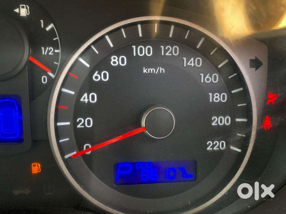 Hyundai I20 Petrol Cvt Asta, 2013, Petrol