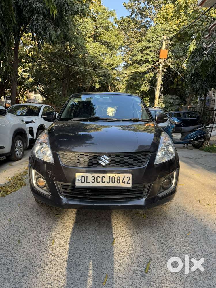 Maruti Suzuki Swift Vxi Abs Bsiv, 2015, Petrol
