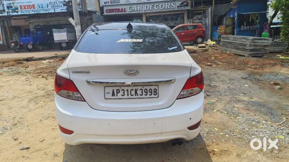 Hyundai Verna Fluidic 2013