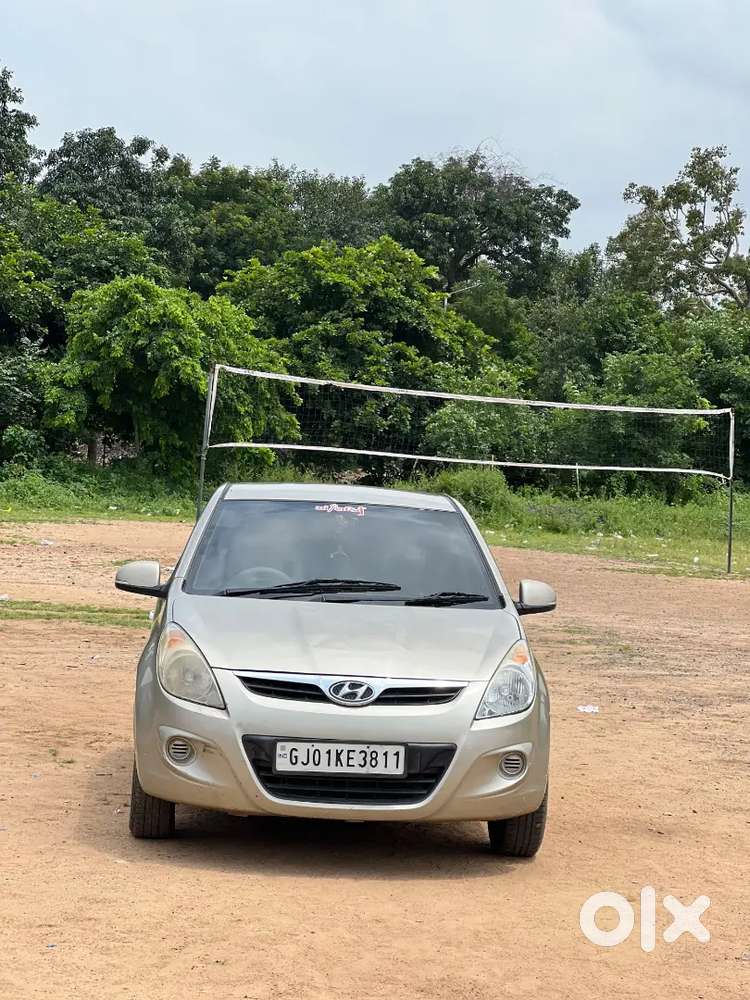 Hyundai I20 Spotz 2010 Year