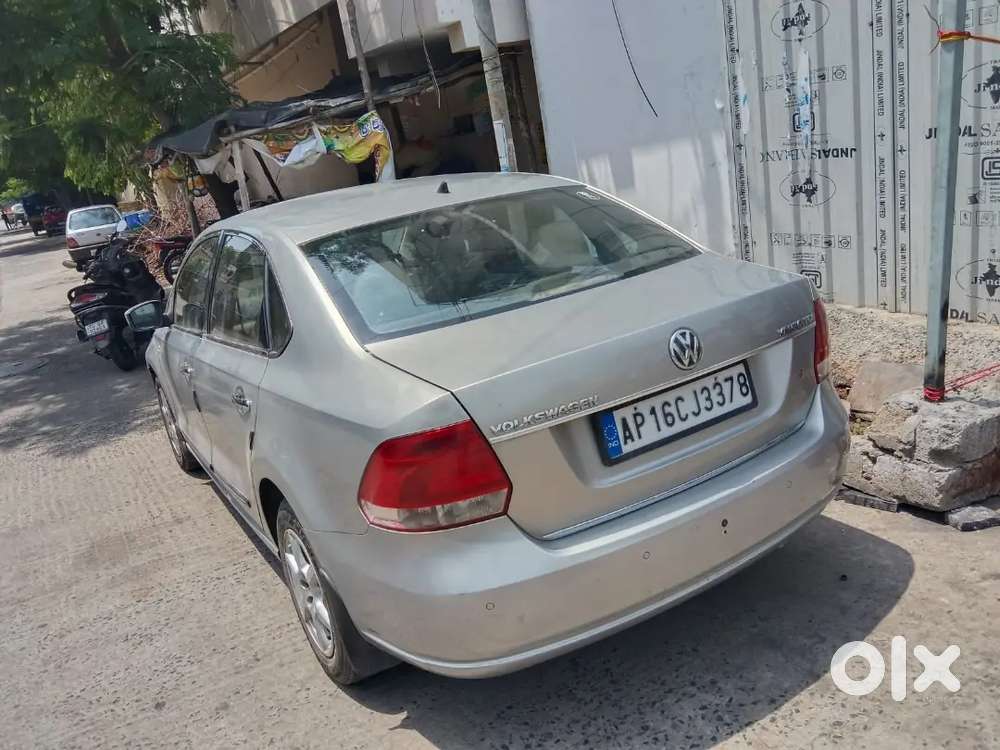 Volkswagen Vento Highline 2013