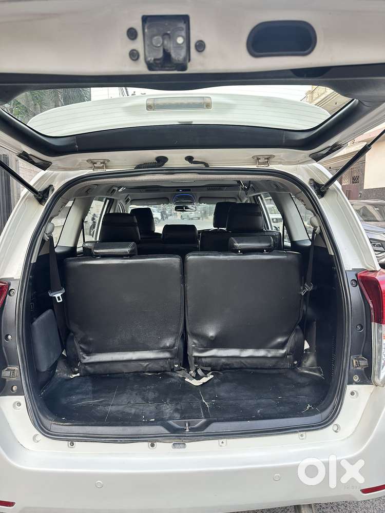 Toyota Innova Crysta 2.4 V 8 Str, 2018, Diesel