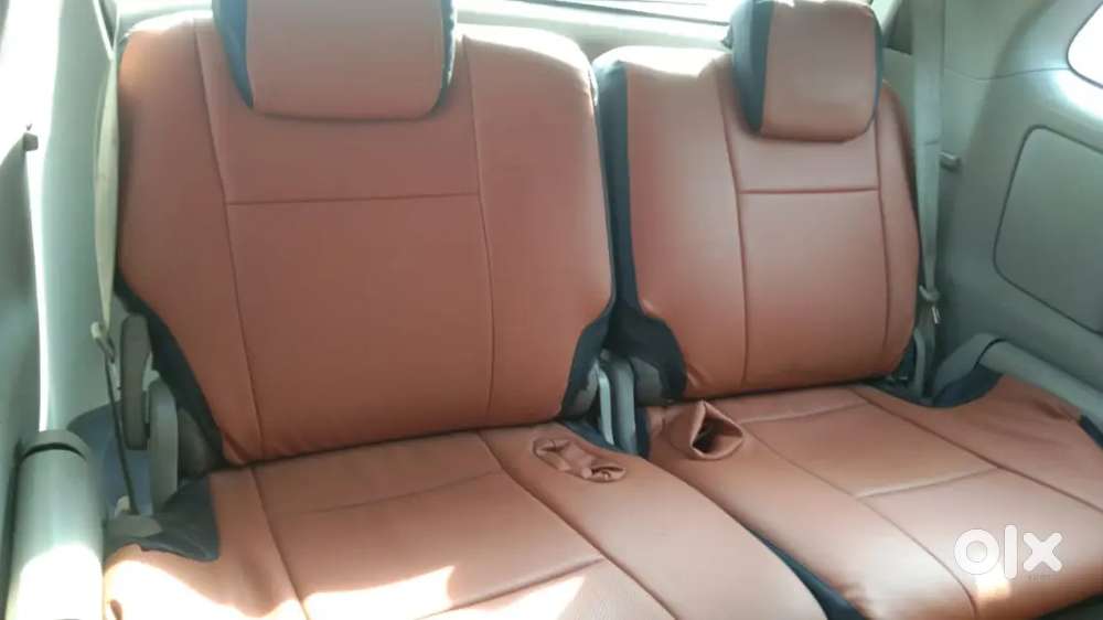 Toyota Innova 2014 Diesel 325000 Km Driven