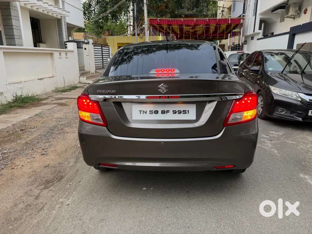 Maruti Suzuki Dzire 1.2 Vxi, 2022, Petrol