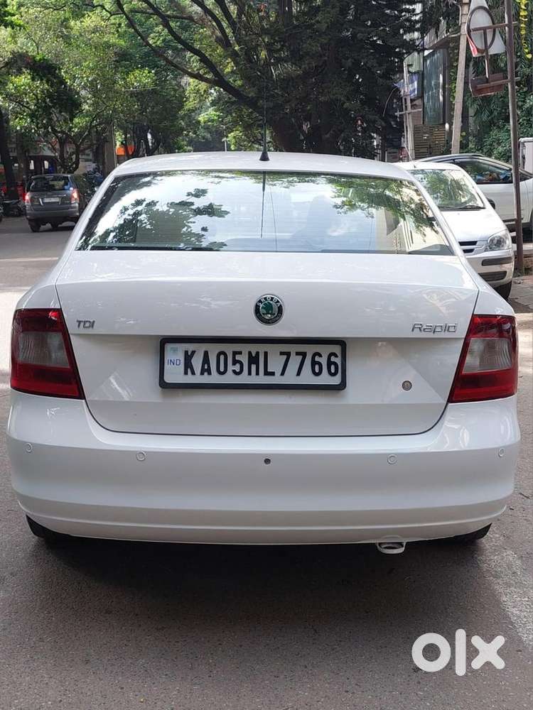 Skoda Rapid 2011-2013 Ultima 1.6 Tdi Ambition Plus, 2012, Diesel