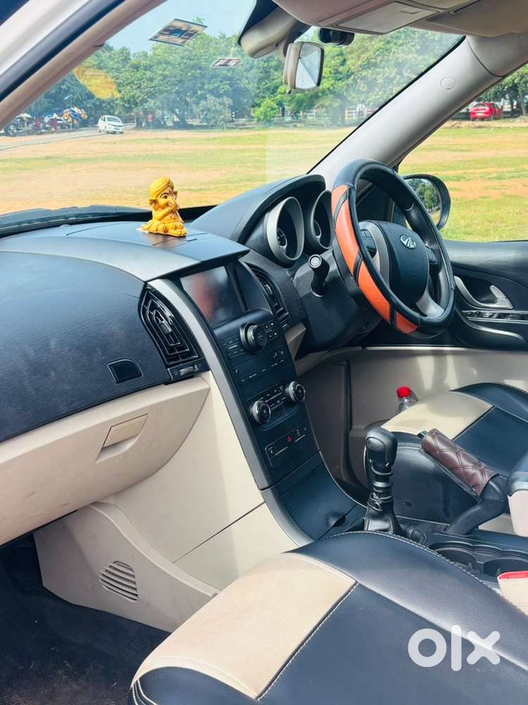Mahindra Xuv500 2017 Diesel 72000 Km Driven