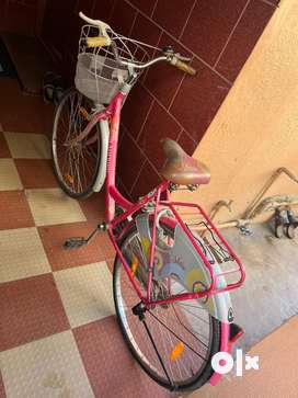 Lady bird cheap cycle olx