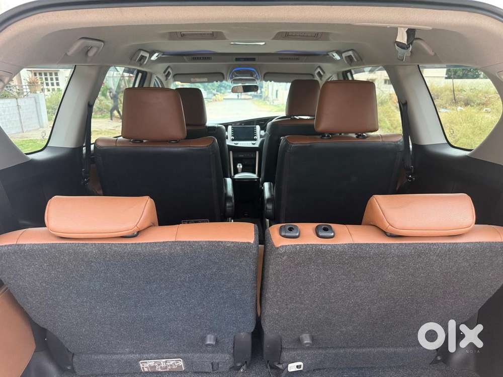 Toyota Innova Crysta [2020-ongoing] 2.4 Zx At 7 Str, 2022, Diesel