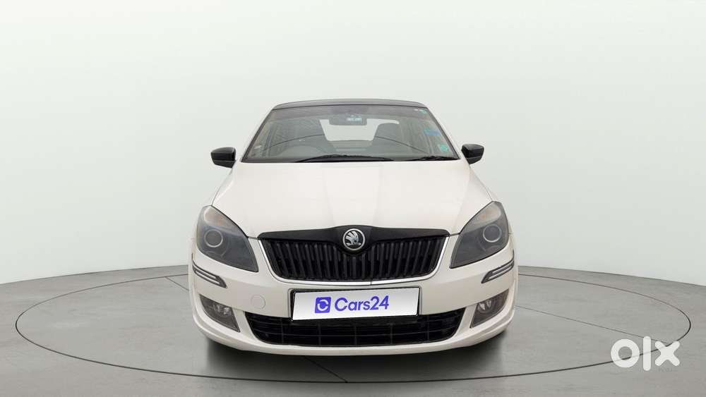 Skoda Rapid 1.6 Elegance Plus Mpi At, 2015, Petrol