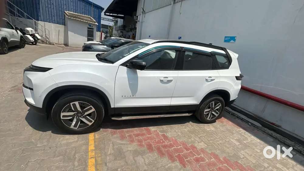 Tata Safari Adventure Plus 2024