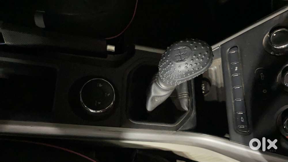 Tata Nexon 1.2 Revotron Xm, 2018, Petrol