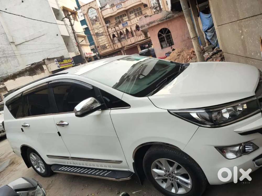 Toyota Innova Crysta 2017