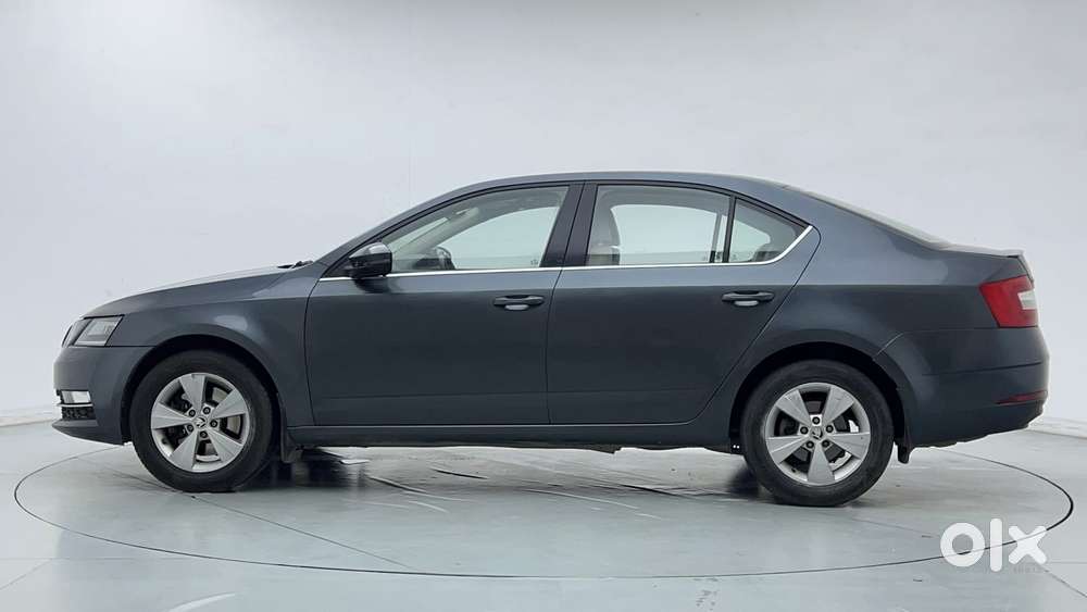 Skoda Octavia 1.8 Tsi Style At, 2017, Petrol